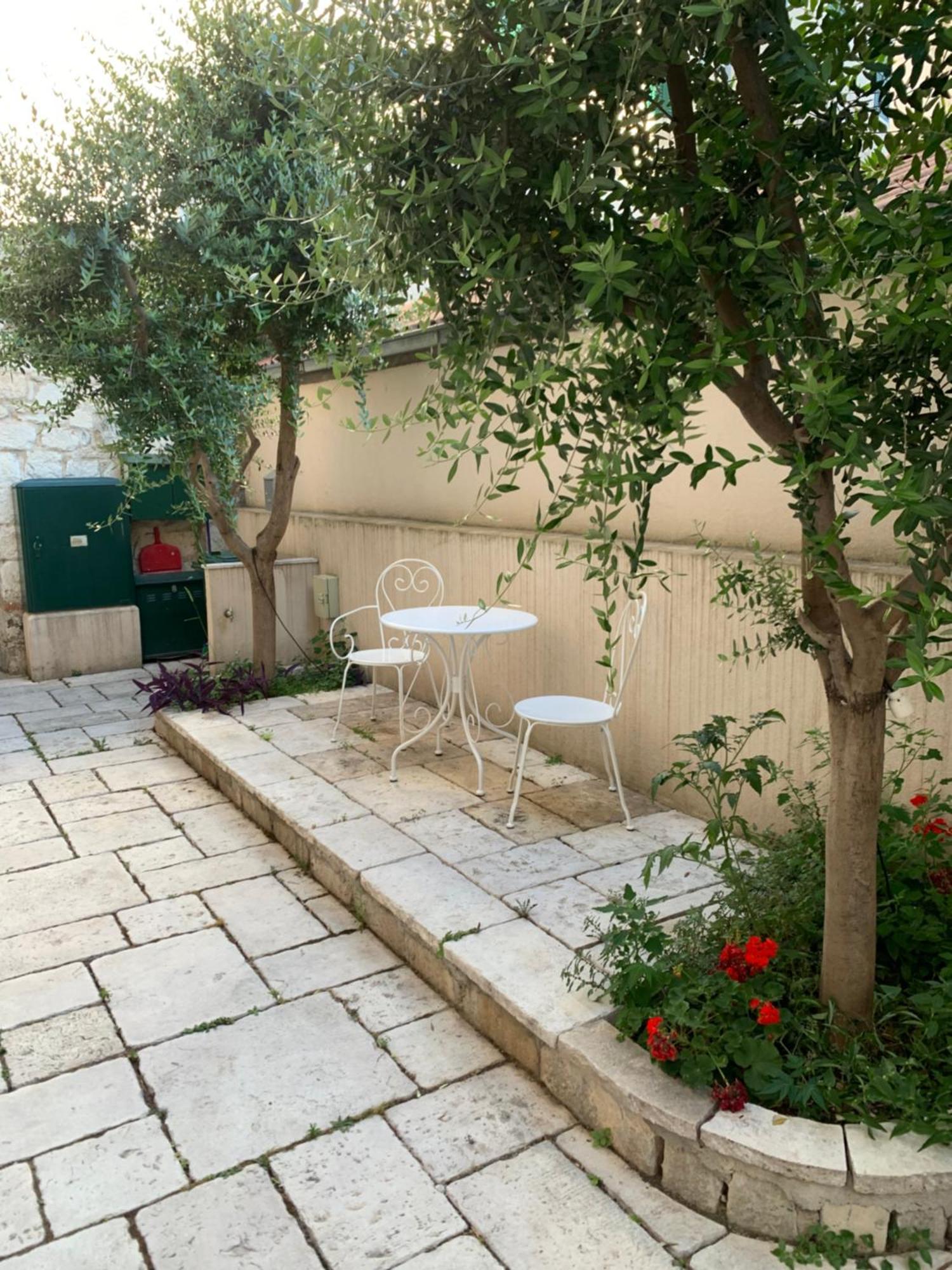 Guest House Paradise Split Exterior foto